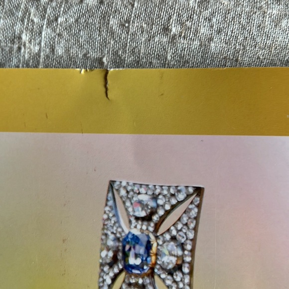 Royal Magazines - Picture 4 of 5